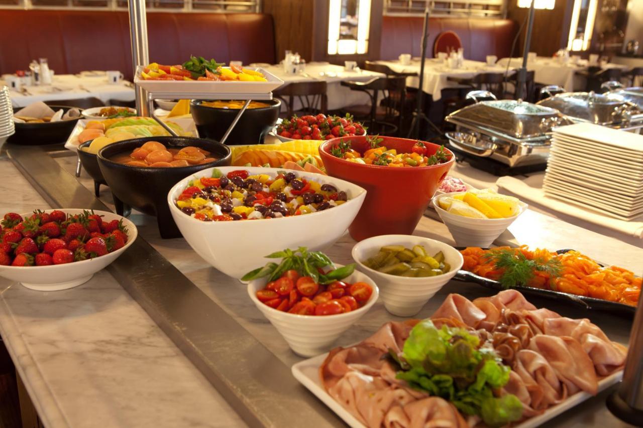 Davinci Hotel On Nelson Mandela Square Йоханесбург Екстериор снимка