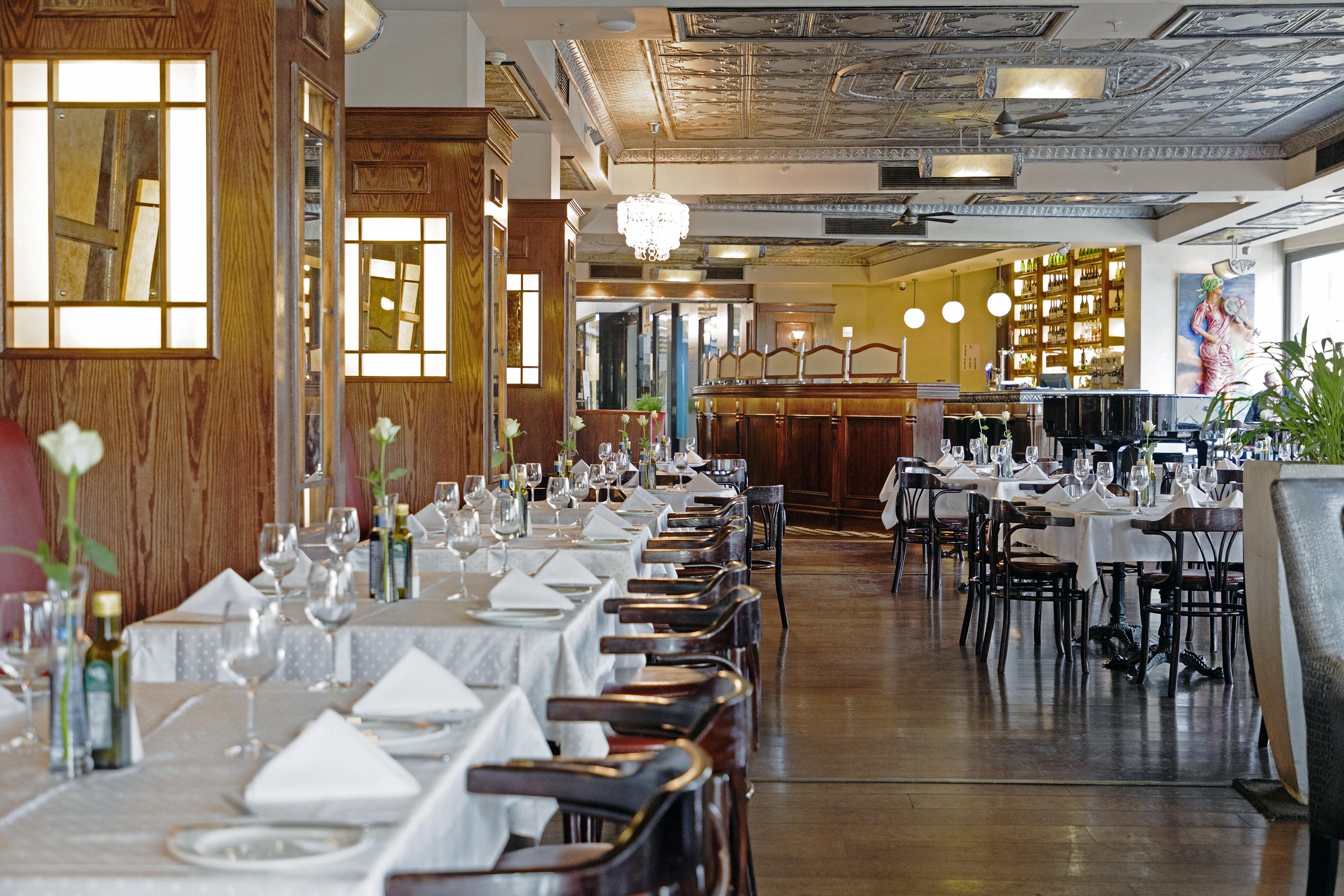 Davinci Hotel On Nelson Mandela Square Йоханесбург Екстериор снимка